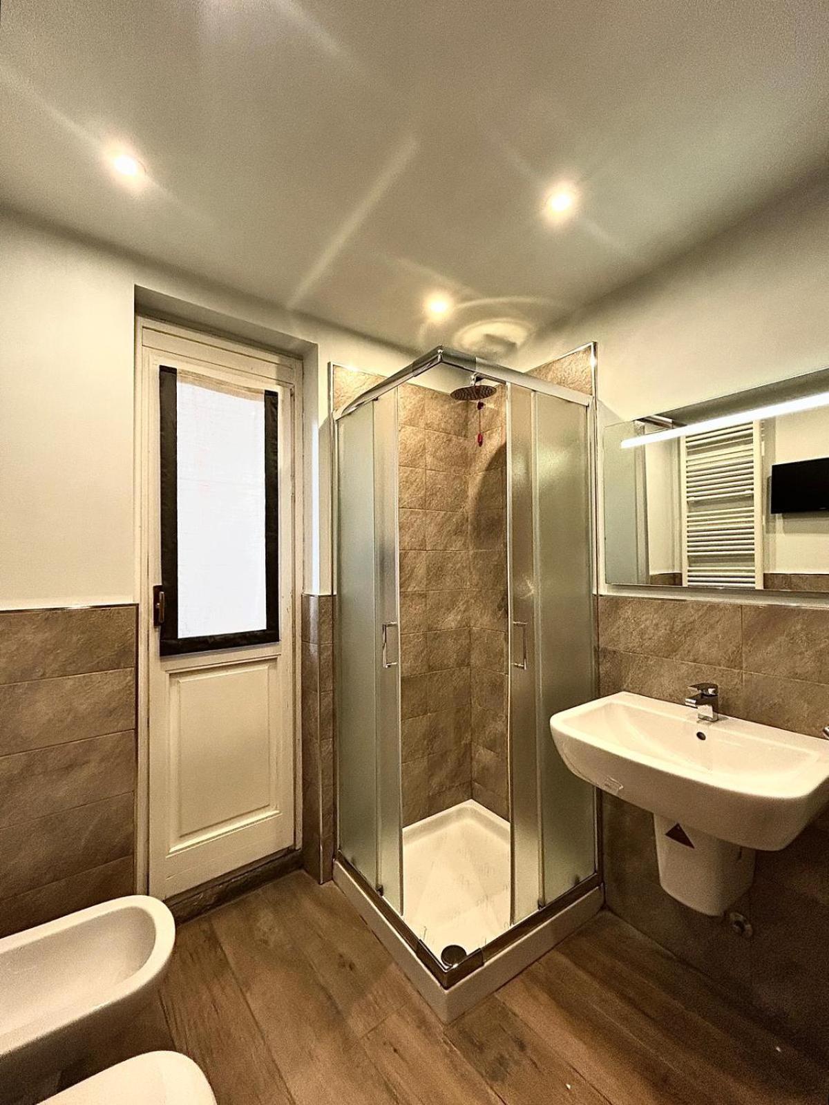 Leonardo Duplex Apartment Milan Exterior photo