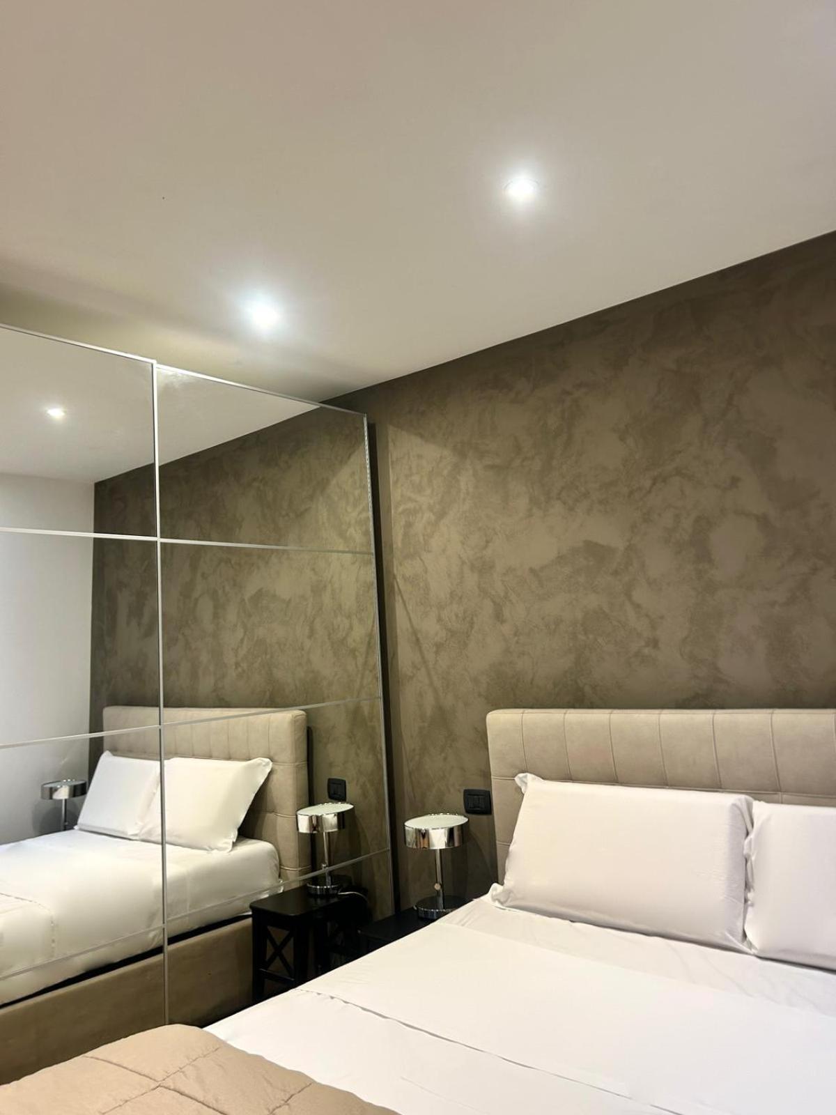 Leonardo Duplex Apartment Milan Exterior photo